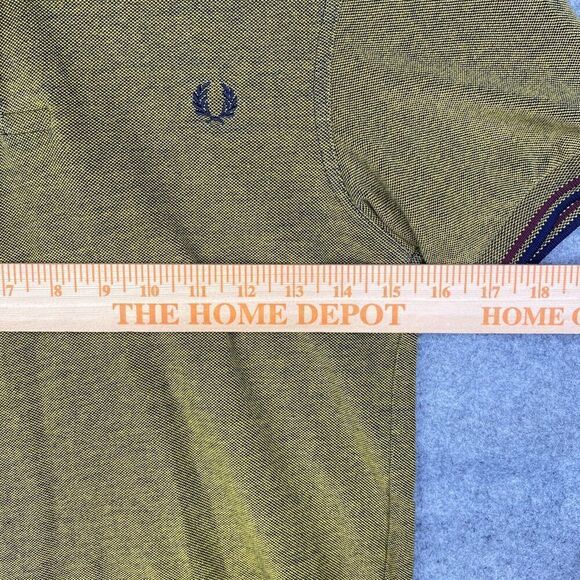 Fred Perry Polo Shirt Mens XS Slim Fit Twin Tipped Pique Logo Preppy - Picture 4 of 9